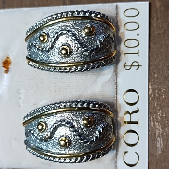 Vintage Coro Earrings, Gold & Silver with Large Backs, Original Hang Card - Picture 3 of 5